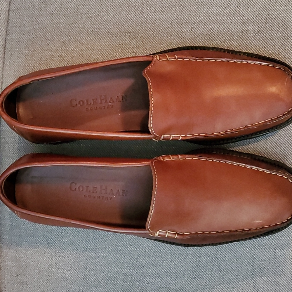 Cole Haan Country loafer. 8.5